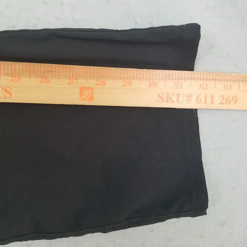Wrangler Pants Mens 38x30 Black Nylon Spandex Hiking Cargo Zip‎ Pocket Outdoor